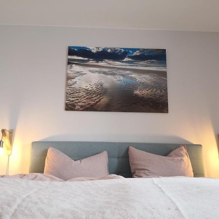Ferienwohnung Fuer Grosse Familien Im Haus Akunak Büsum Exterior foto