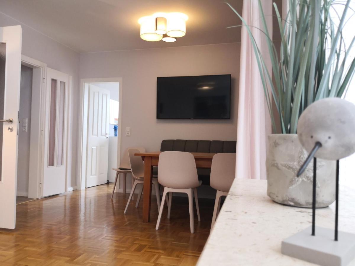 Ferienwohnung Fuer Grosse Familien Im Haus Akunak Büsum Exterior foto