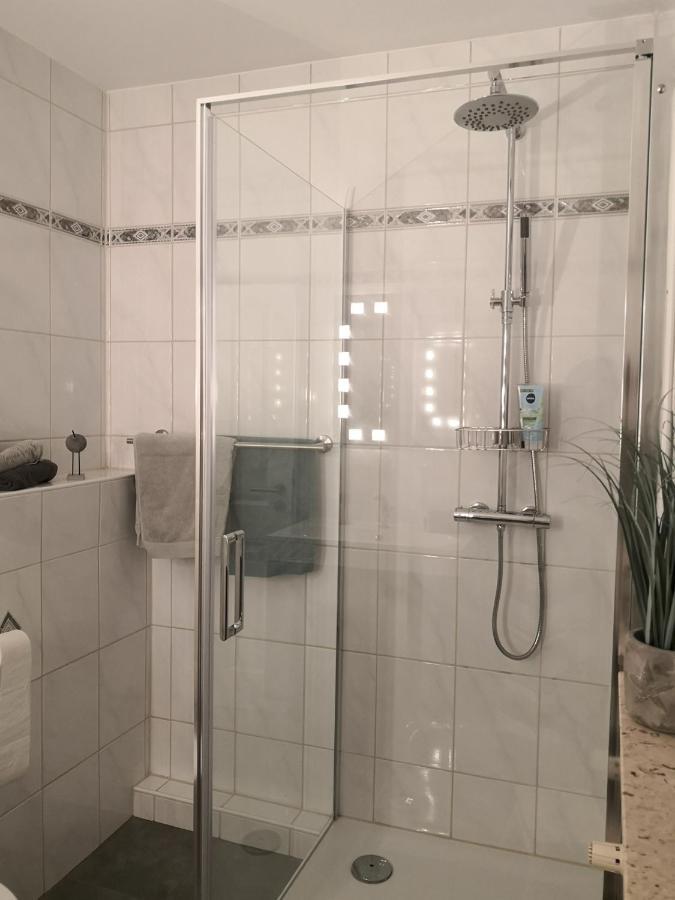 Ferienwohnung Fuer Grosse Familien Im Haus Akunak Büsum Exterior foto