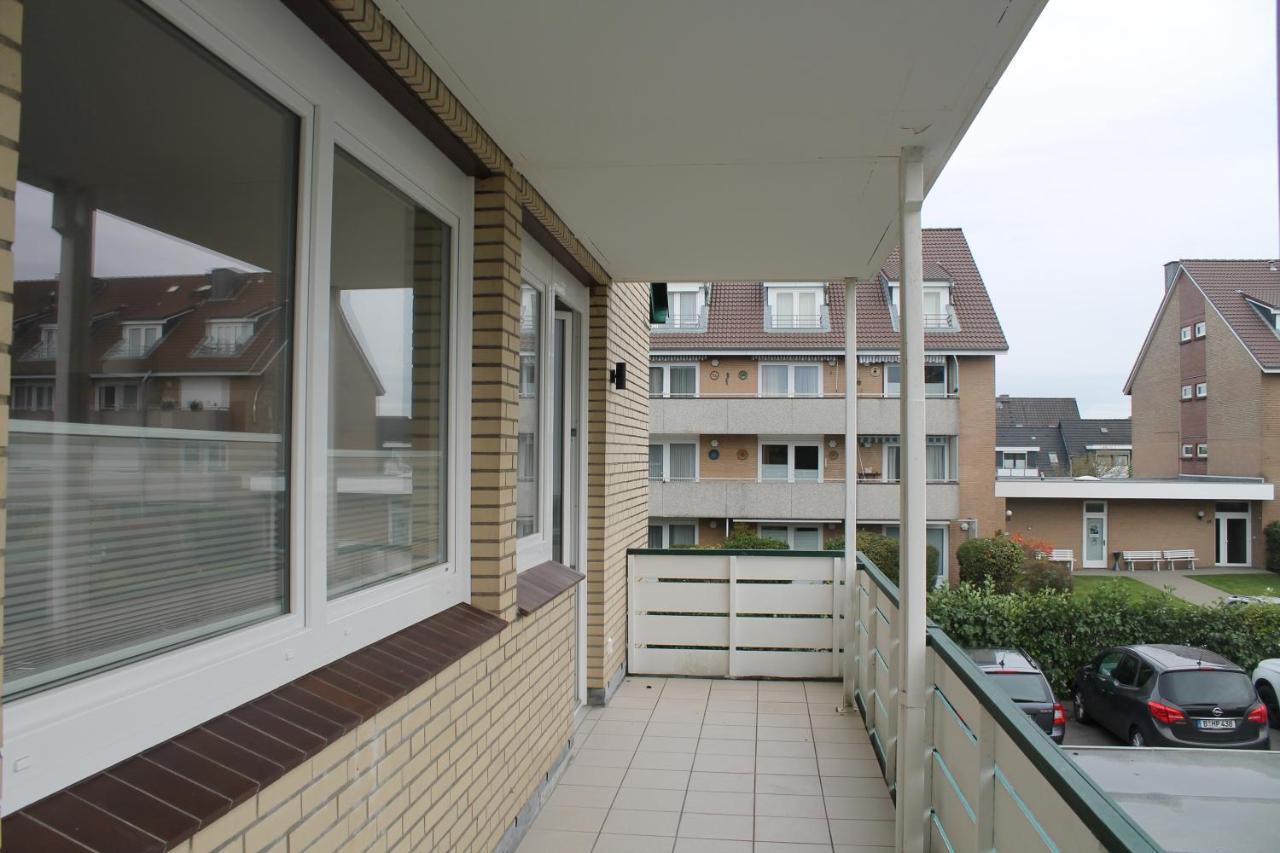 Ferienwohnung Fuer Grosse Familien Im Haus Akunak Büsum Exterior foto