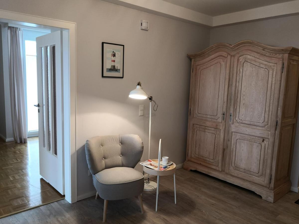Ferienwohnung Fuer Grosse Familien Im Haus Akunak Büsum Exterior foto