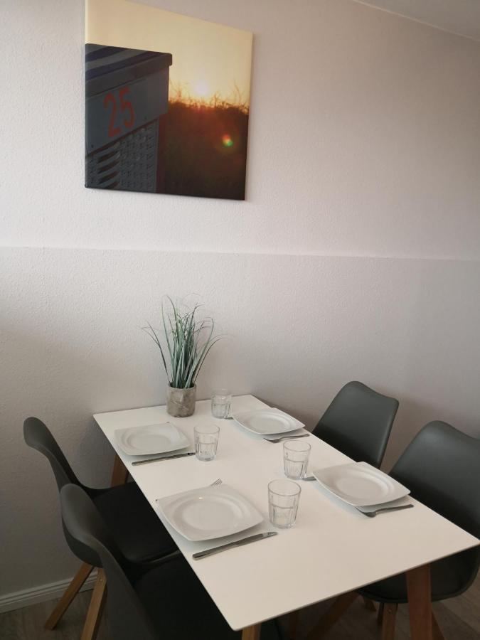 Ferienwohnung Fuer Grosse Familien Im Haus Akunak Büsum Exterior foto